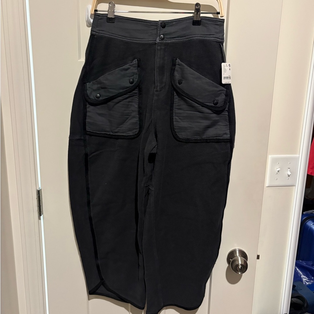 Free People Timko Pants Small Color: Black NWT - Picture 4 of 6